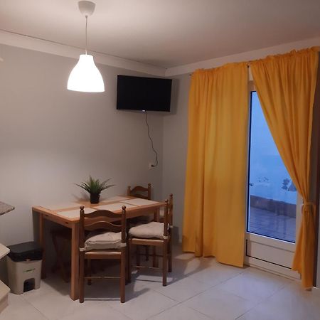 Apartamento Elena Centrico Con Wifi Cangas de Onis Exterior photo