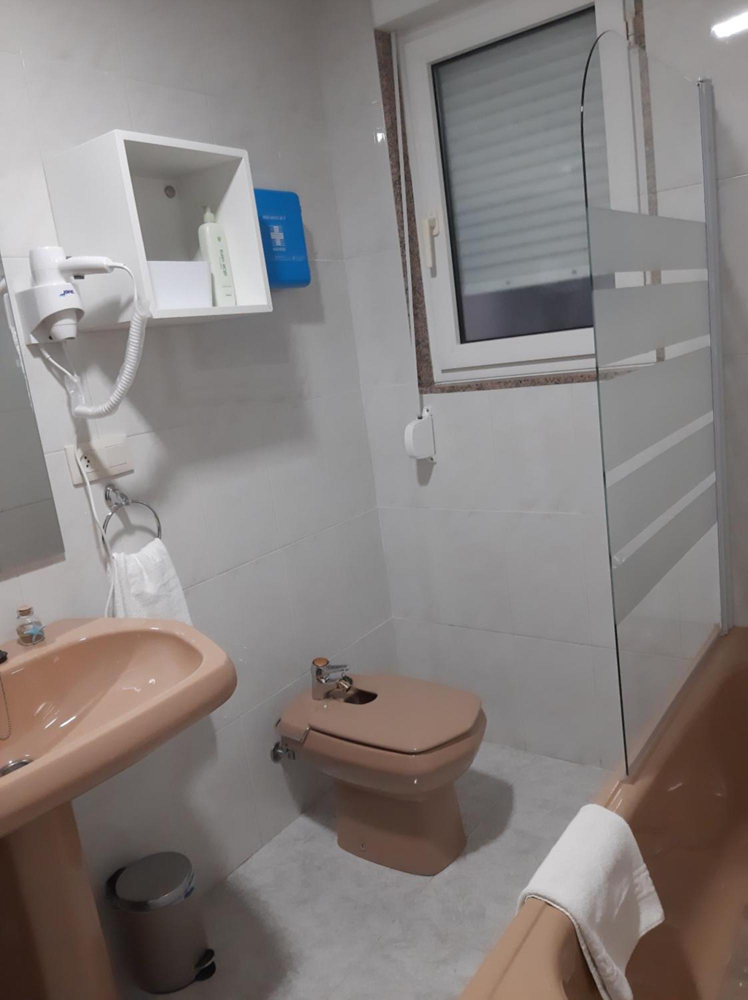 Apartamento Elena Centrico Con Wifi Cangas de Onis Exterior photo