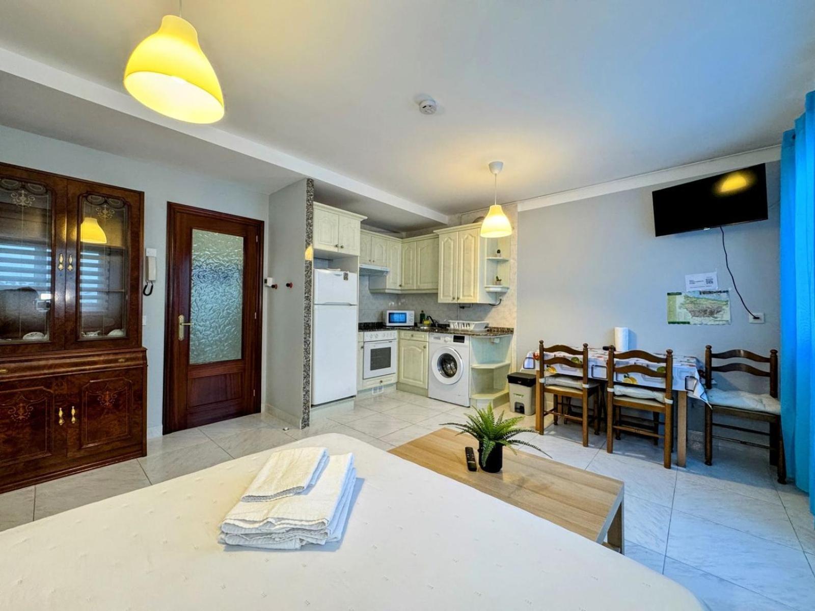 Apartamento Elena Centrico Con Wifi Cangas de Onis Exterior photo